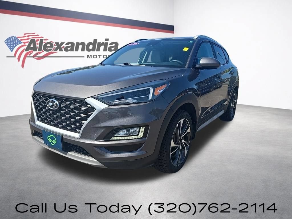 2020 Hyundai Tucson Sport in Gray — front three-quarter view